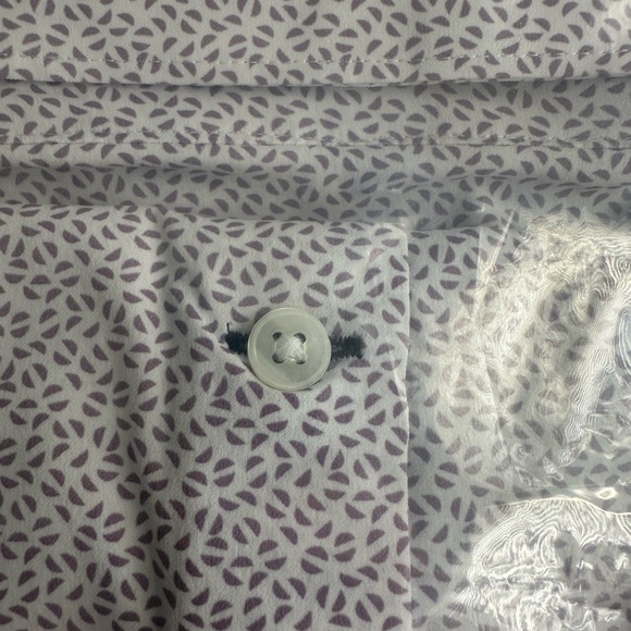Bonobos xxl slim tech shirt. White with purple design. New still in the bag - Picture 4 of 4